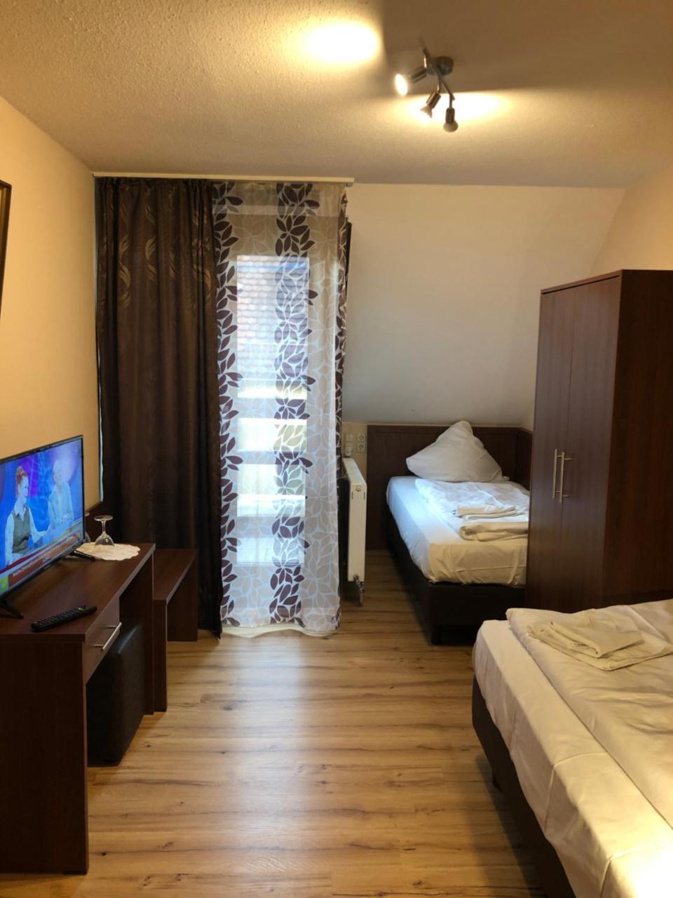 Hotel Poseidon Байройт Экстерьер фото